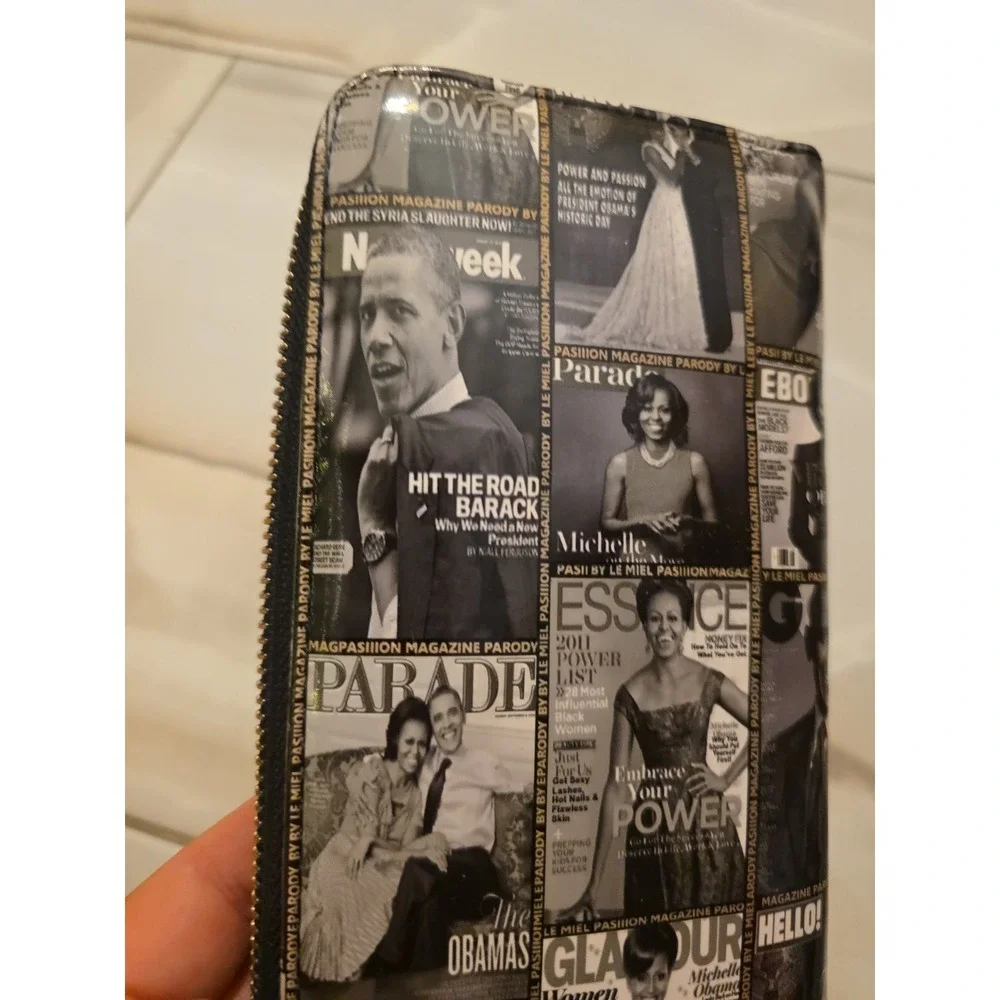 Michelle Obama Magazine Cover Collage Zip Accordion Wallet A4‎